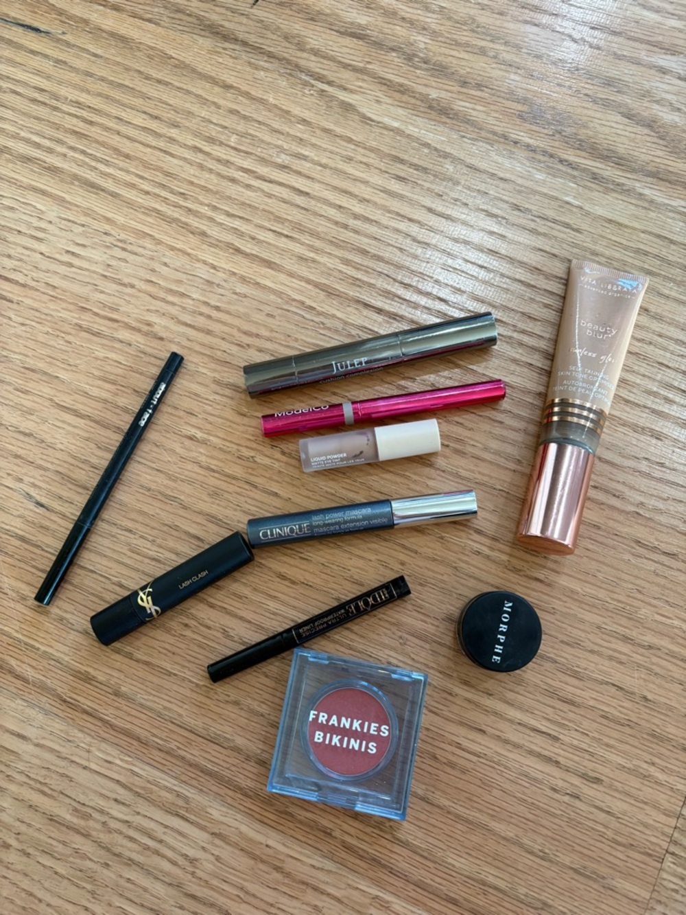 Makeup bundle - Picture 1 of 8